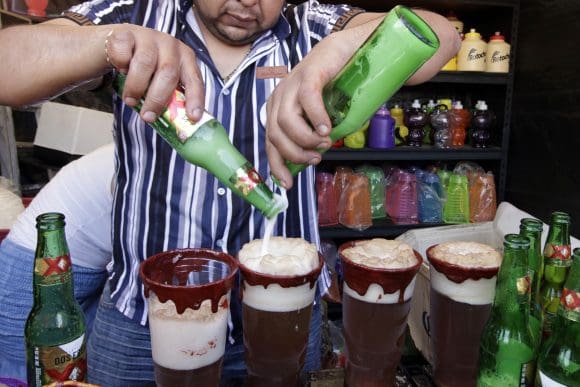 FERIA DE LA MICHELADA Decomisan tres puestos con venta de alcohol en El Calvario durante el Viernes Santo