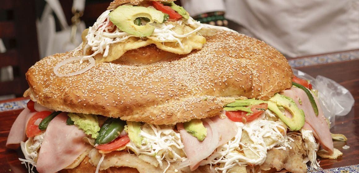 Puebla celebra el Séptimo Festival de la Cemita en el Parque del Carmen