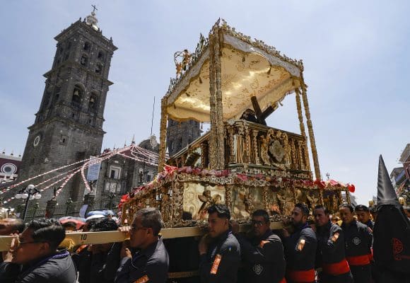 PROCESIÓN VIERNES SANTO Turismo en Puebla proyecta ocupación hotelera del 70% durante Semana Santa