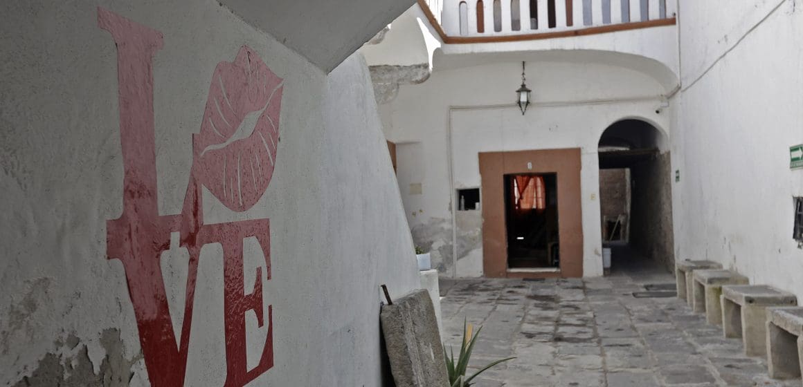 Sexoservidoras ya no trabajarán en casonas por seguridad: Segom