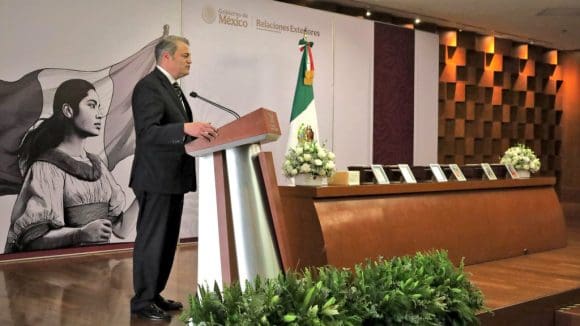 Cancillería realiza repatriación a México de restos de víctimas de accidente aéreo en Filadelfia