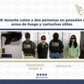 Detienen a dos personas en Puebla por posesión de droga y arma de fuego