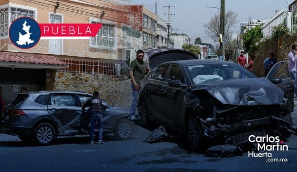 Así fue el aparatoso accidente en la 27 Poniente y 9 Sur; alguien se pasó el alto