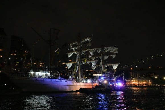 Accidente del buque Cuauhtémoc en Nueva York: Schumer cuestiona falta de remolcador