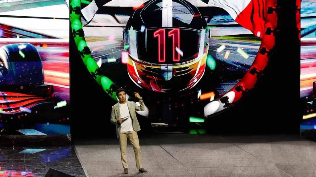 Checo Pérez habla de su futuro en la F1 durante el Festival de las Ideas 2025 1 Checo Pérez en el Festival de las Ideas 2025