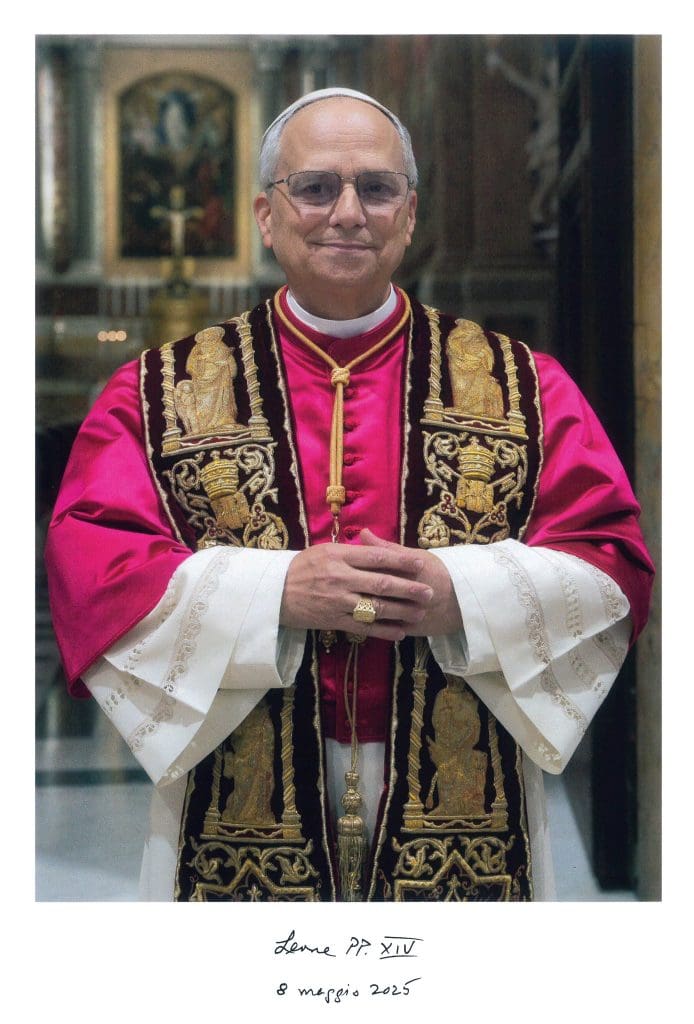 Foto oficial Papa Leon XIV