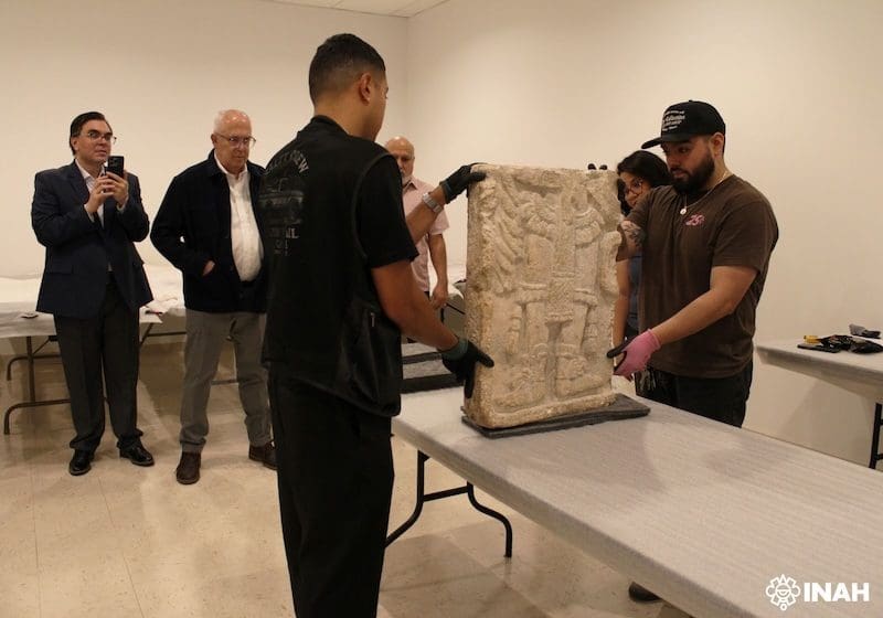 México recupera fragmento de panel maya en EE.UU.