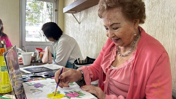 Adultos mayores pueden tramitar su credencial del INAPAM en módulos de Bienestar