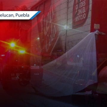 Camión de refrescos atropella y mata a mujer de la tercera edad en Texmelucan