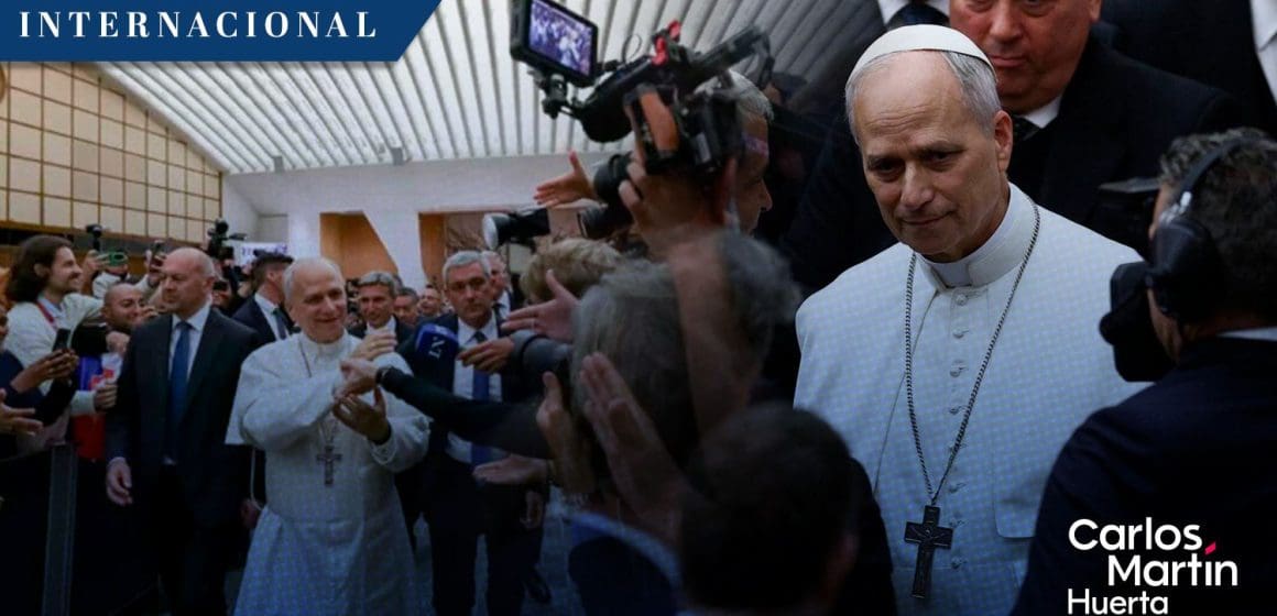 Papa León XIV defiende la libertad de prensa en su primer encuentro con medios