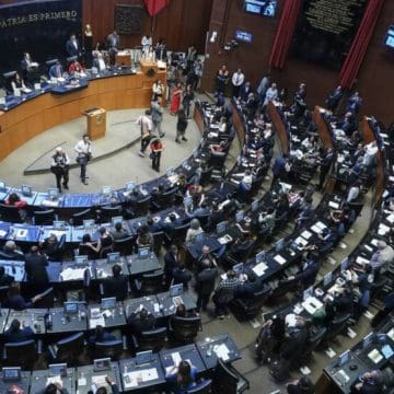 Senado califica de “arbitraria e injusta” propuesta de EU para gravar remesas con 5% de impuesto