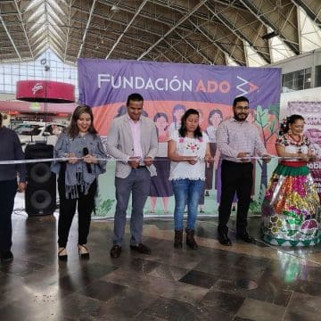 Gobierno de la Ciudad y Fundación ADO inauguran Mercadito Artesanal en la CAPU