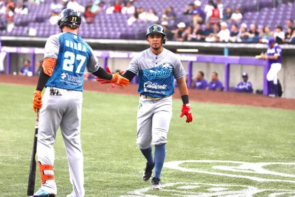 Los Pericos sacaron la escoba en Querétaro y barrieron a los Conspiradores