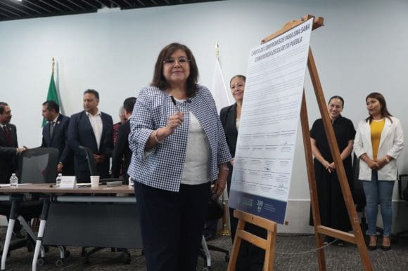 Firman Carta de Compromisos para una Sana Convivencia Escolar en Puebla