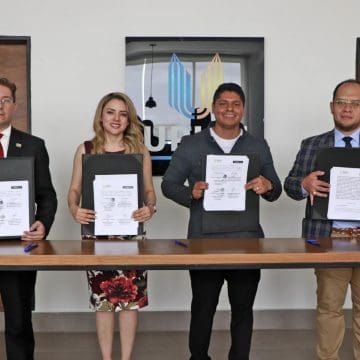 Cuautlancingo reafirma su compromiso con la educación