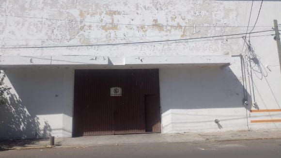 Manifestación en Mexican Produc Factory of Treasure por incumplimiento de liquidaciones