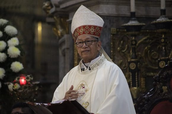Obispo de Puebla exhorta a orar por el papa León XIV en misa dominical