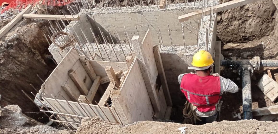Beneficiados 3,500 habitantes con la renovación de 14 kilómetros de la red de agua potable en la colonia La Paz