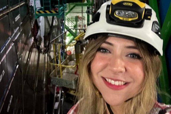 Estudiante de la FCFM-BUAP, galardonada en Suiza con el CMS Award 2025