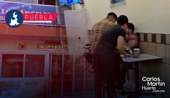 Apuñalan a joven de la comunidad LGBT+ en taquería La Oriental