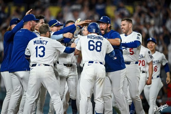 Dodgers niega entrada a agentes federales a su estadio durante jornada de redadas migratorias