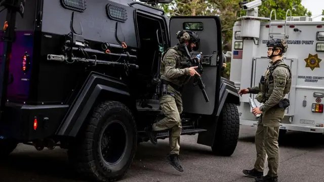 Hombre prende fuego a manifestantes en Estados Unidos se suman 8 heridos 2