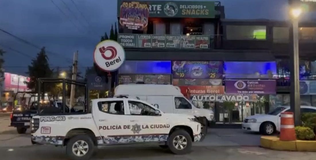 Asesinato en bar de Puebla: Hombre recibe balazo en la cabeza en Ampliación Lomas de Castillotla