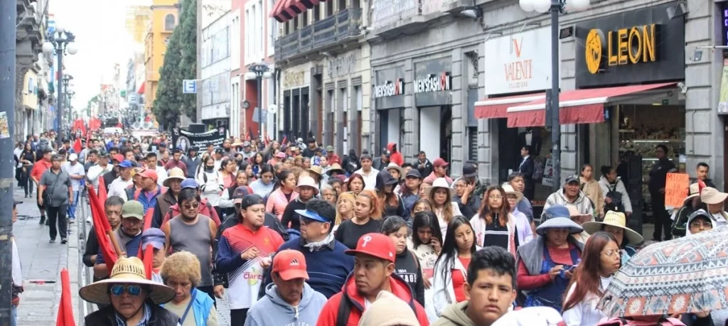 La 28 de Octubre marcha y exige justicia por el asesinato de su coordinador 2 La 28 de Octubre marcha y exige justicia por el asesinato de su coordinador 3 e1749759755476