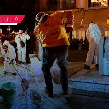Limpieza integral en el Zócalo de Puebla: OOSL refuerza el cuidado del espacio público