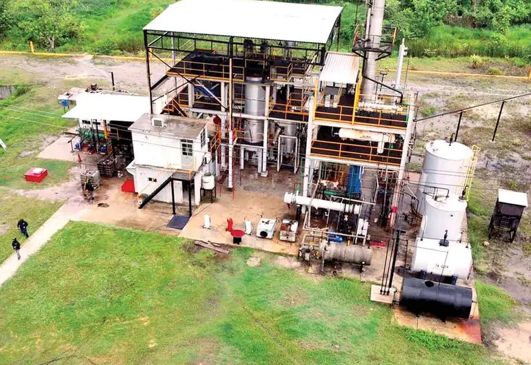 Desmantelan narcorrefinería clandestina en Veracruz 1 MINI REFINERIA.jpg