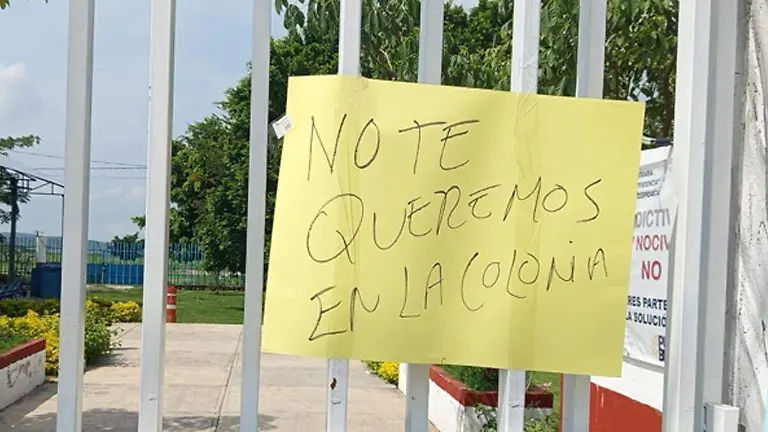 Maestro de primaria acusado de acoso sexual en Tepeojuma 1 Escuela Primaria Independencia, ubicada en la comunidad de Teruel, perteneciente al municipio de Tepeojuma
