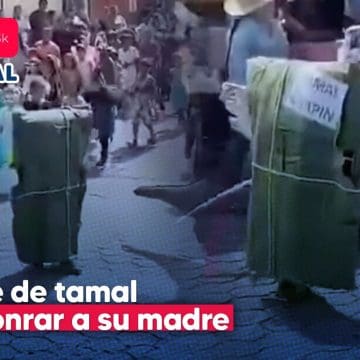 Niño se vuelve viral al vestirse de tamal para homenajear el oficio de su madre
