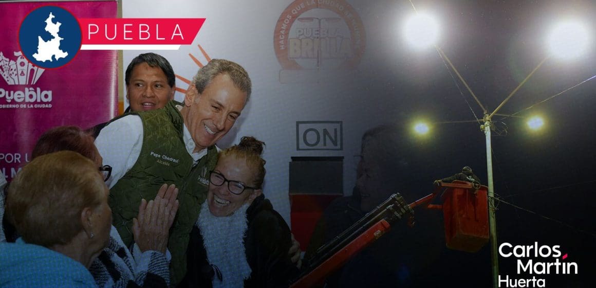 Puebla Brilla: Modernizan alumbrado público en Loma Bella; benefician a más de 10 mil personas