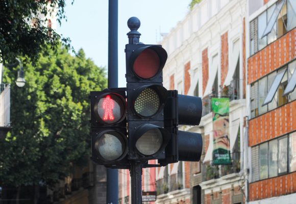 Puebla capital digitalizará el 50% de sus semáforos en 2025