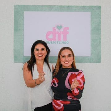 SMDIF Huejotzingo y Grupo Clínico de la Hoz y Cristal firman convenio para ofrecer servicios médicos a bajo costo