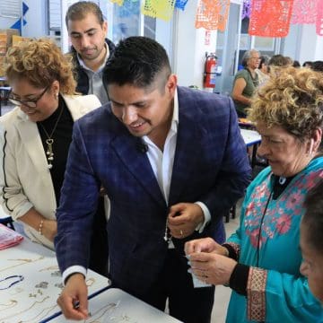 “Venta de Todo un Poco”, DIF Cuautlancingo impulsa economía de adultos mayores