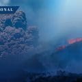 Volcán Etna registra violenta erupción