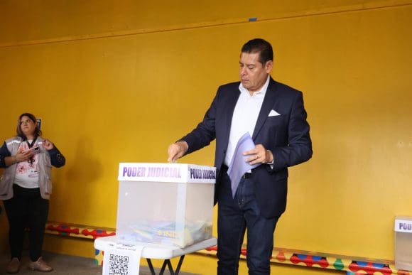 El gobernador Alejandro Armenta llama a votar libremente por el Poder Judicial