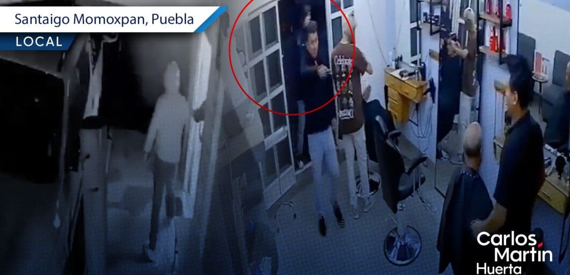 Así es como sujetos armados asaltan barbería en Momoxpan