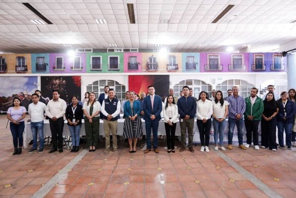 Lupita Cuautle fortalece la atención ciudadana con capacitación en trámites