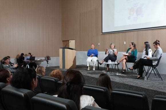 Realizan en Congreso del Estado conversatorio por el Día Internacional en Contra del Trabajo Infantil