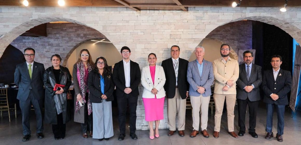 San Andrés Cholula: Universidades reconocen acciones en favor de la comunidad estudiantil