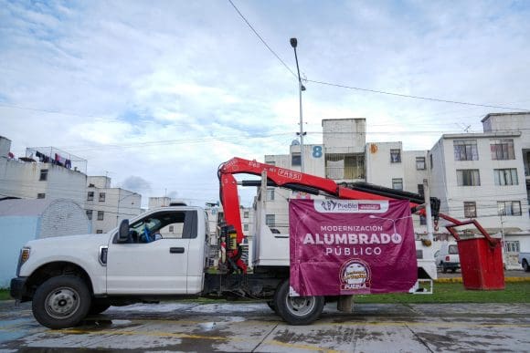 Puebla reduce un 50% el robo de cables de luminarias en la capital