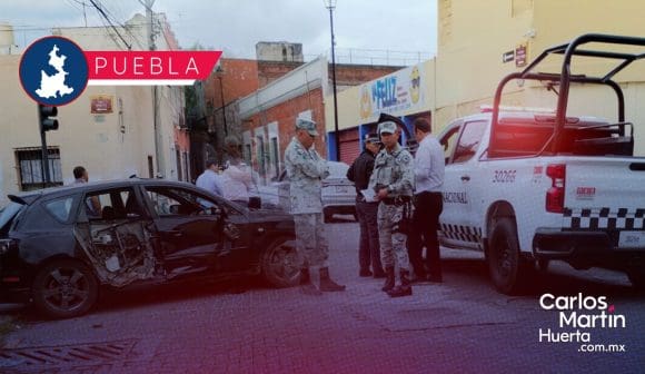 Patrulla de la Guardia Nacional choca tras pasarse el alto en Puebla