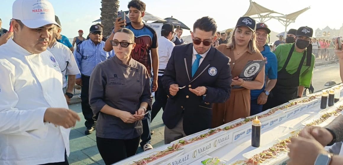 Mazatlán rompe Récord Guinness con línea de sashimi de 1 kilómetro y pone a México en el mapa mundial gastronómico