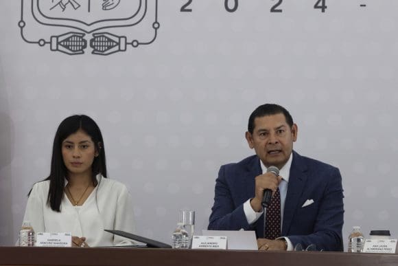 Gobierno de Puebla responde a redadas migratorias en EE.UU. con estrategia de defensa legal