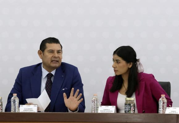Puebla busca ampliar oportunidades en carreras de Salud
