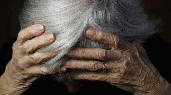 Uno de cada seis adultos mayores sufre maltrato en el mundo: OMS