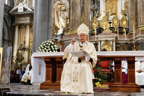 Arquidiócesis de Puebla celebra el 49° aniversario sacerdotal de Monseñor Víctor Sánchez Espinosa