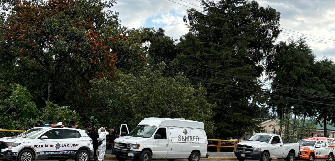 Tragedia en Puebla: Hombre se suicida en puente cercano a la Preparatoria Alfonso Calderón